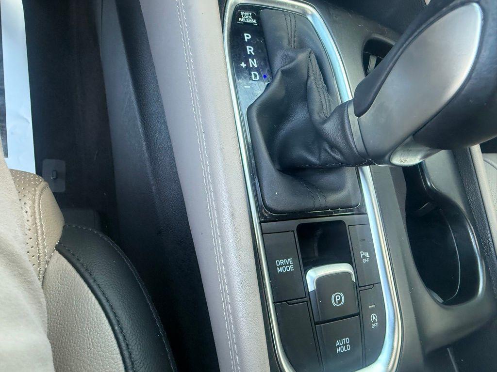 used 2019 Hyundai Santa Fe car, priced at $16,545