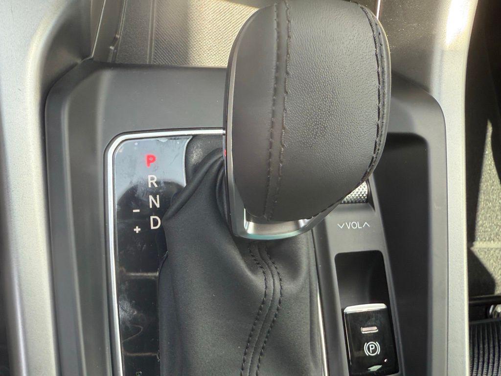 new 2025 Dodge Hornet car, priced at $30,580