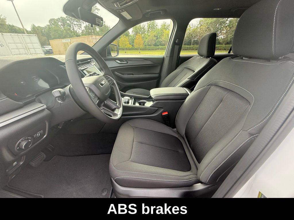 new 2025 Jeep Grand Cherokee L car, priced at $35,280