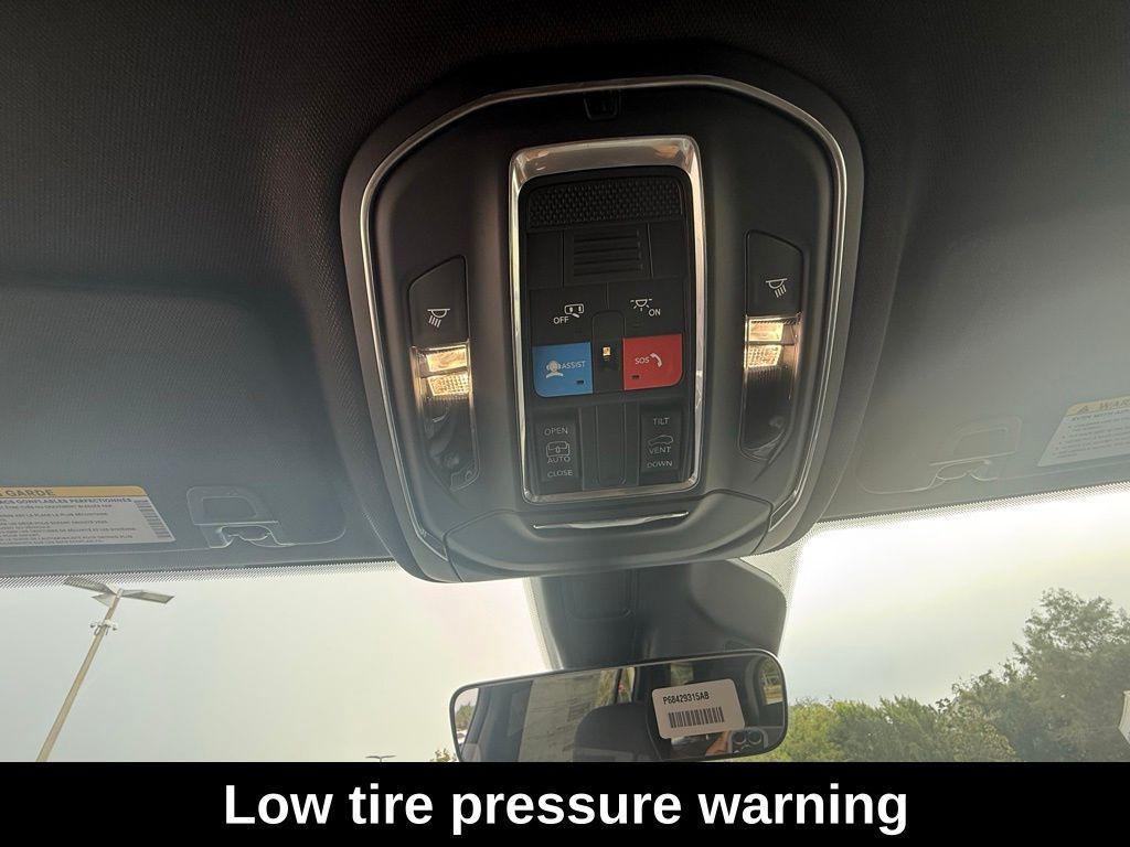 new 2025 Jeep Grand Cherokee L car, priced at $35,280