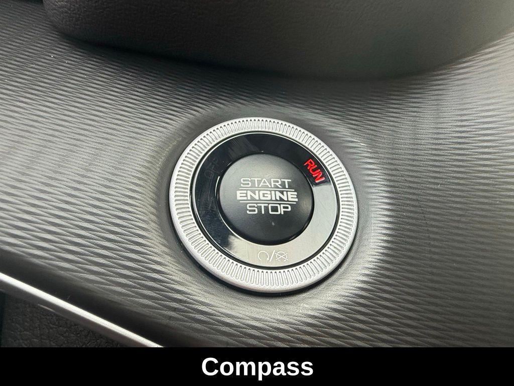 new 2025 Jeep Grand Cherokee L car, priced at $35,280