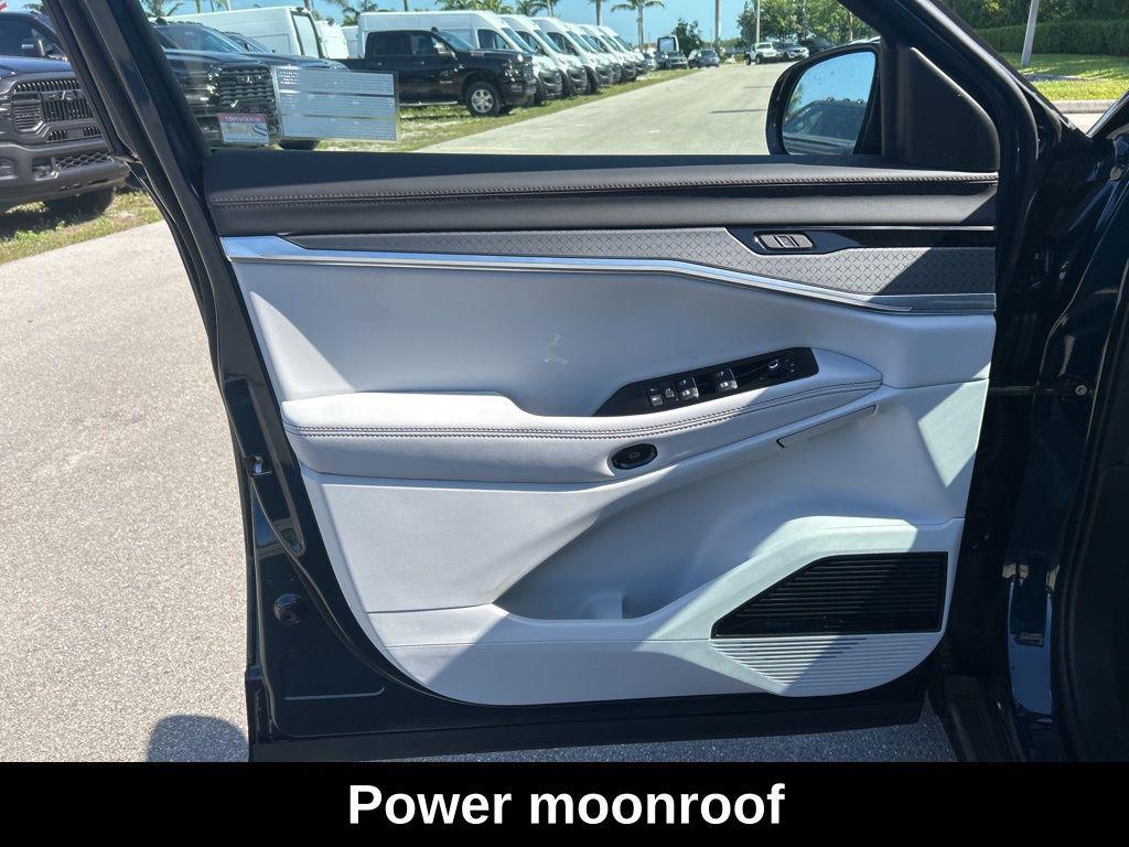 new 2025 Jeep Wagoneer S car, priced at $46,778