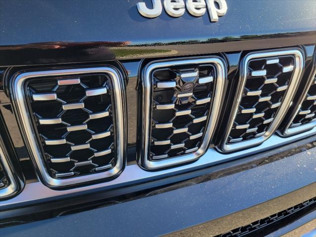 new 2024 Jeep Grand Cherokee L car, priced at $68,196