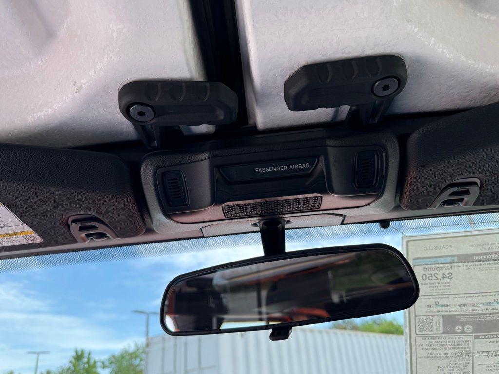 new 2025 Jeep Gladiator car, priced at $39,726