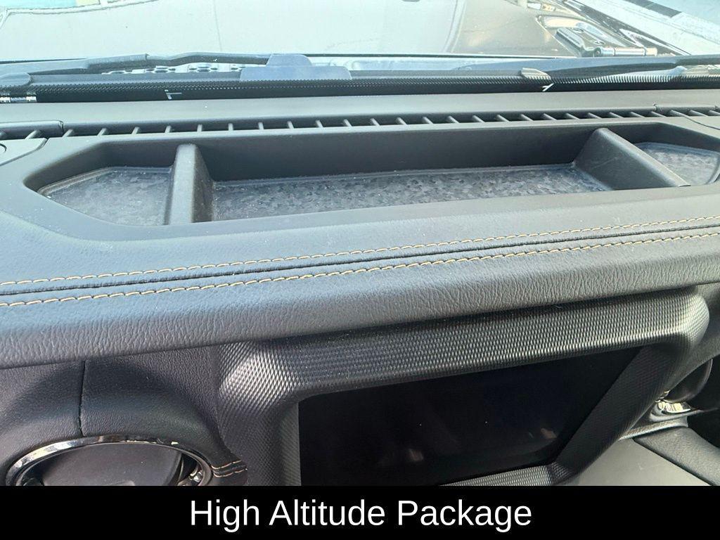 used 2021 Jeep Gladiator car, priced at $31,640