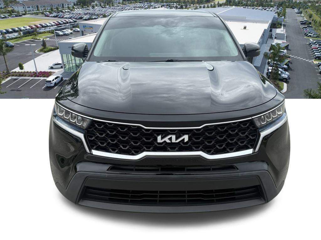 used 2022 Kia Sorento car, priced at $22,927