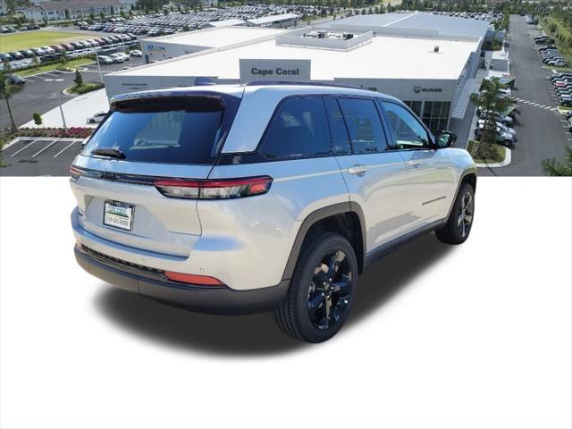 new 2025 Jeep Grand Cherokee car, priced at $45,554