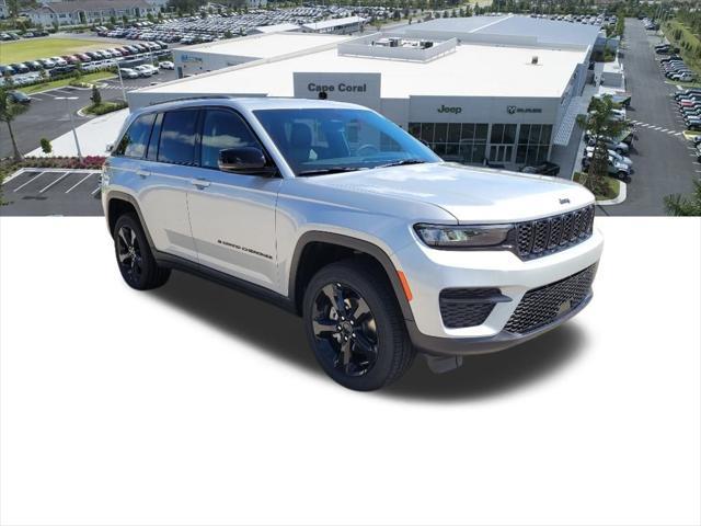 new 2025 Jeep Grand Cherokee car, priced at $45,554