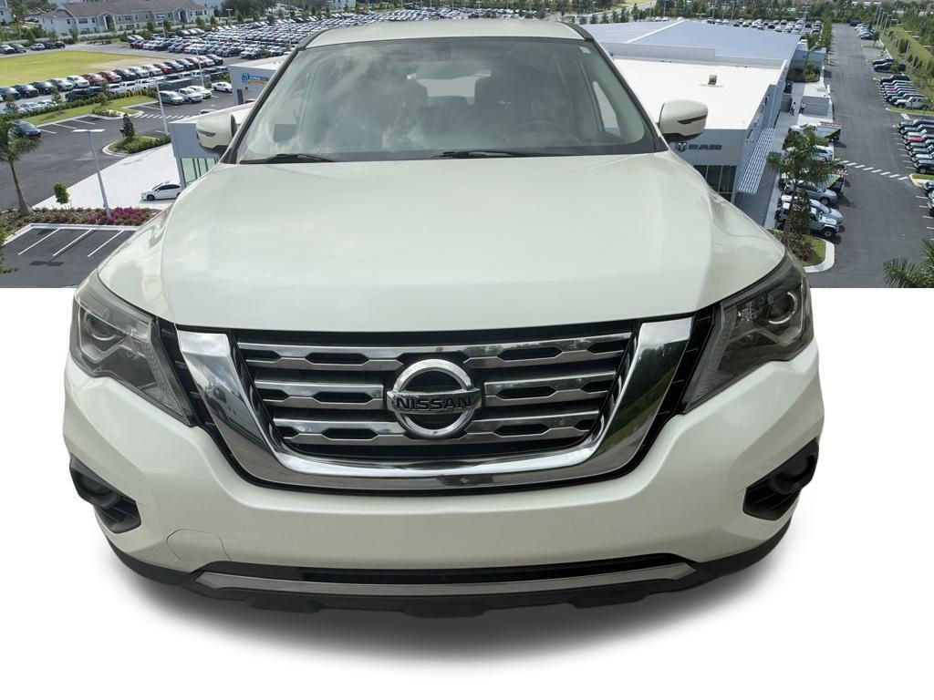 used 2020 Nissan Pathfinder car, priced at $13,547