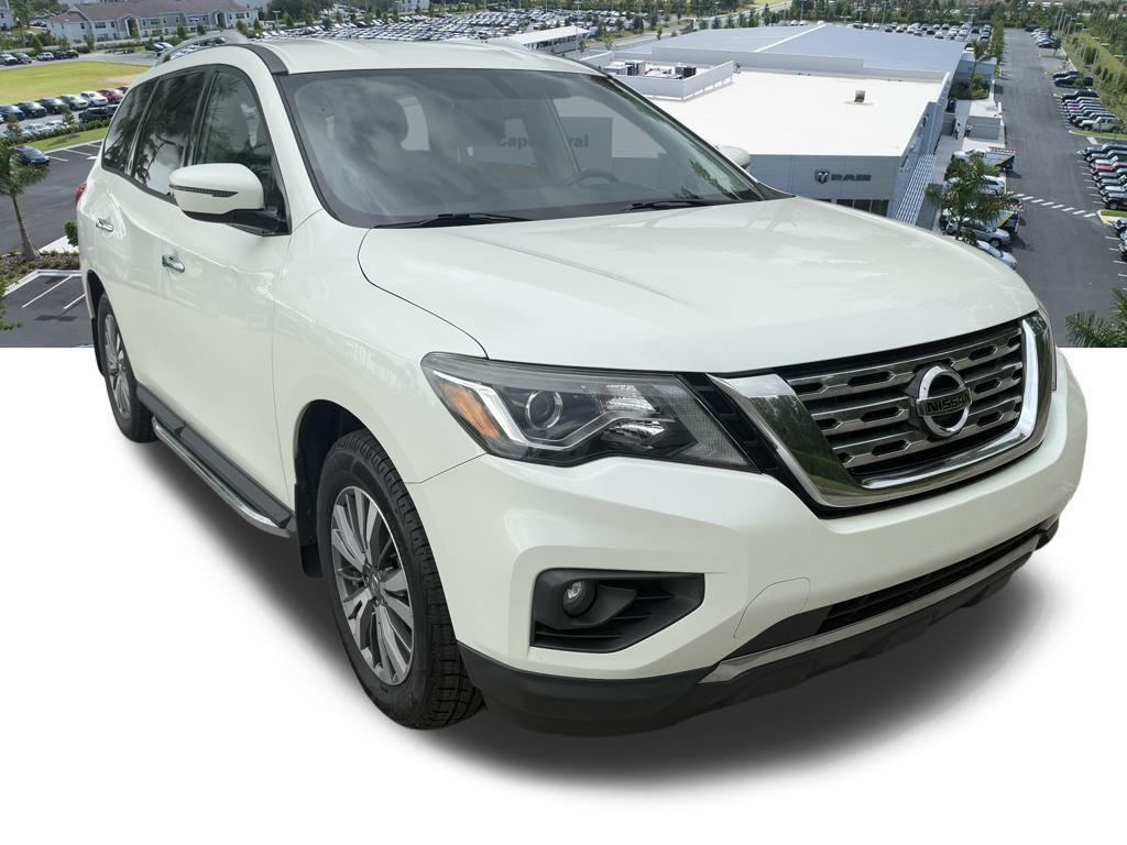 used 2020 Nissan Pathfinder car, priced at $13,547