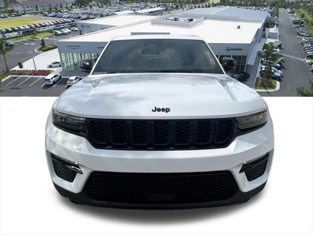 new 2025 Jeep Grand Cherokee car, priced at $43,335