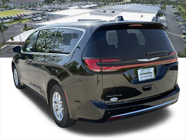 new 2025 Chrysler Pacifica car, priced at $41,096
