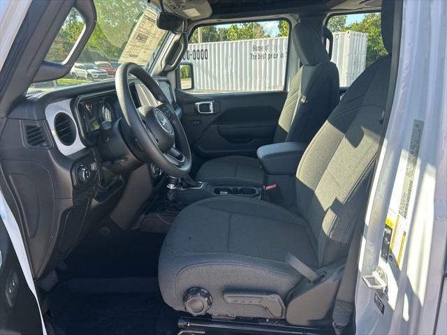 new 2025 Jeep Gladiator car, priced at $33,995