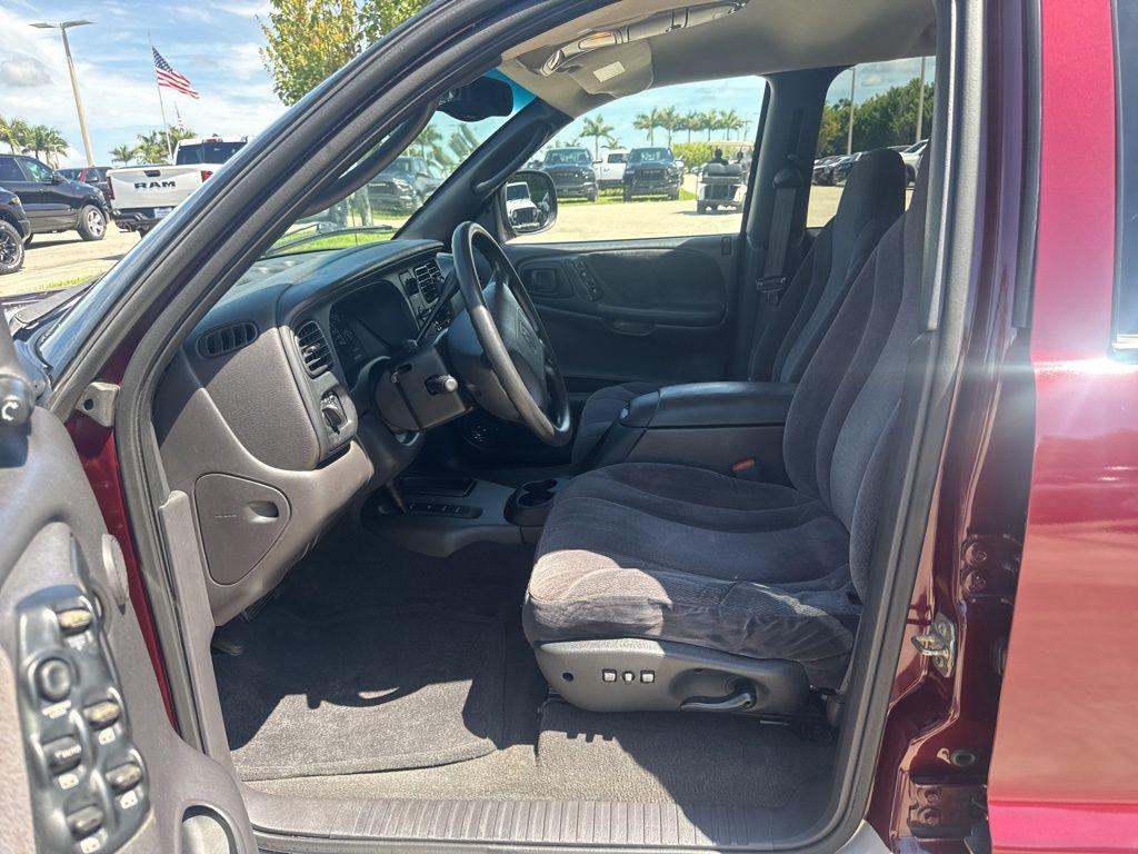 used 2000 Dodge Dakota car, priced at $7,920