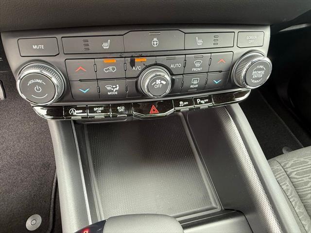 new 2025 Dodge Durango car, priced at $38,549