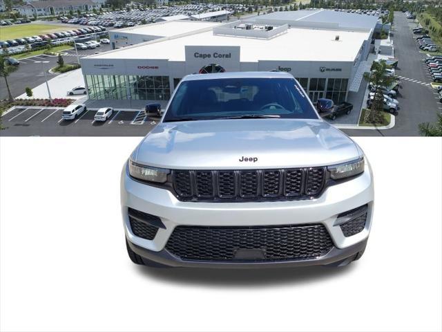 new 2025 Jeep Grand Cherokee car, priced at $43,654