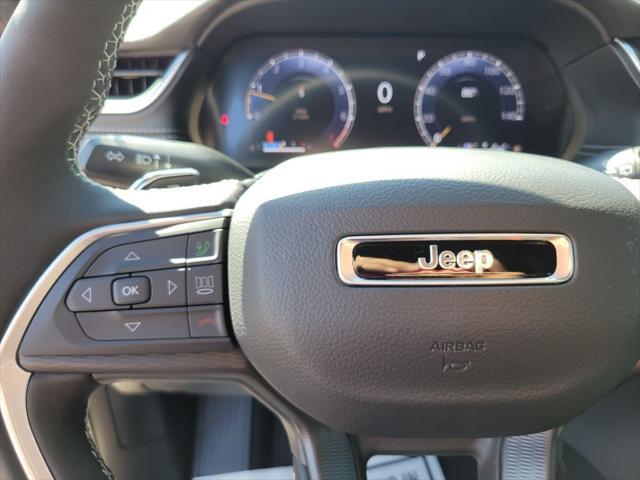 new 2025 Jeep Grand Cherokee car, priced at $43,654