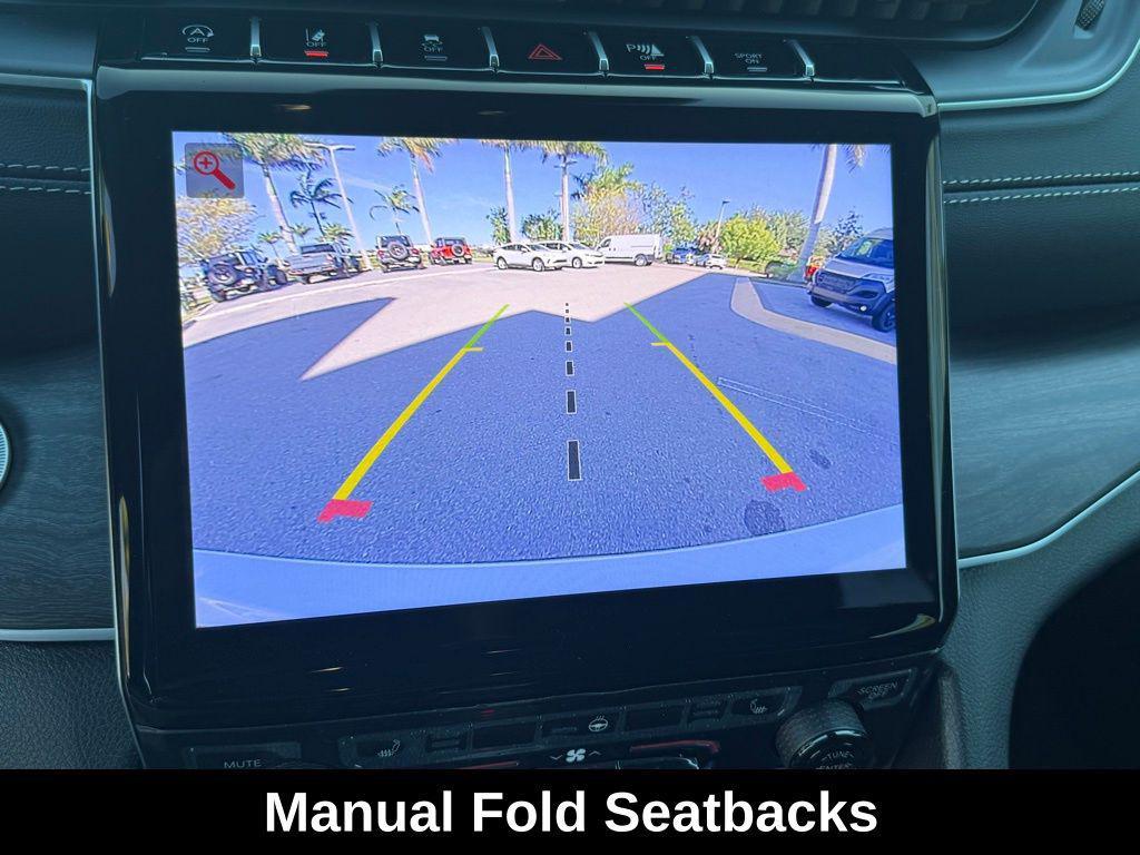 new 2025 Jeep Grand Cherokee L car, priced at $43,265