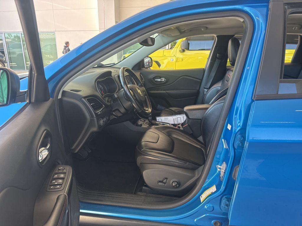 used 2021 Jeep Cherokee car, priced at $17,780