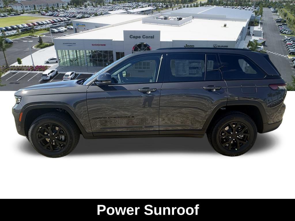 new 2025 Jeep Grand Cherokee car, priced at $41,730