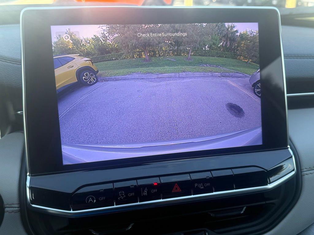 new 2026 Jeep Compass car, priced at $32,850