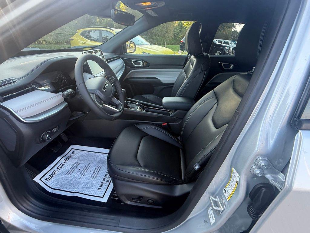 new 2026 Jeep Compass car, priced at $32,850