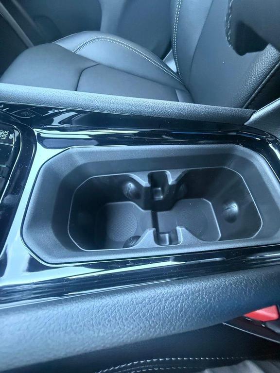 new 2026 Jeep Compass car, priced at $32,850