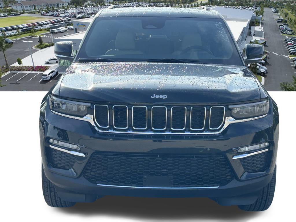 new 2025 Jeep Grand Cherokee car, priced at $40,028
