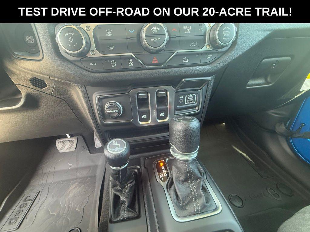 new 2026 Jeep Wrangler car, priced at $40,595