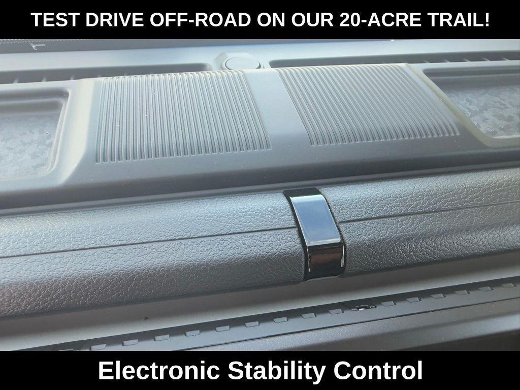 new 2026 Jeep Wrangler car, priced at $40,595