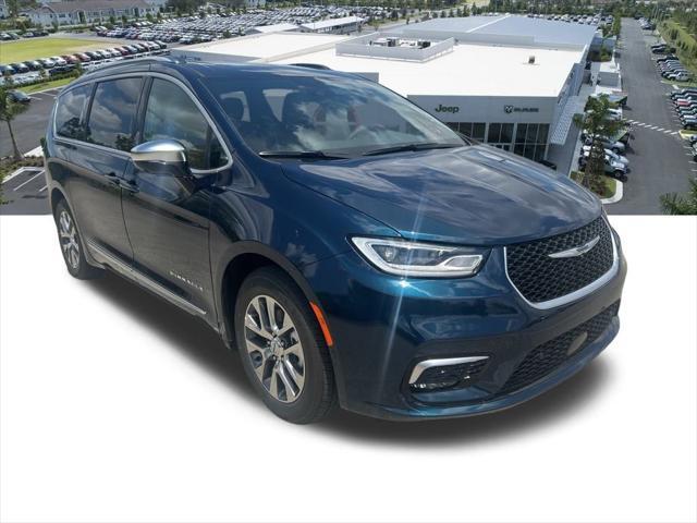 new 2025 Chrysler Pacifica car, priced at $48,058