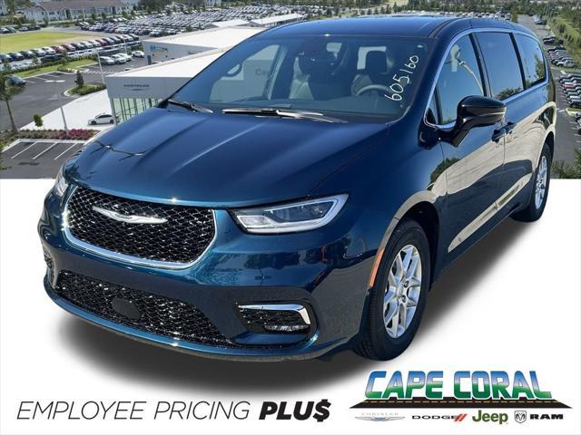 new 2025 Chrysler Pacifica car, priced at $42,114