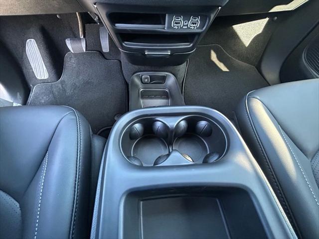 new 2025 Chrysler Pacifica car, priced at $42,114