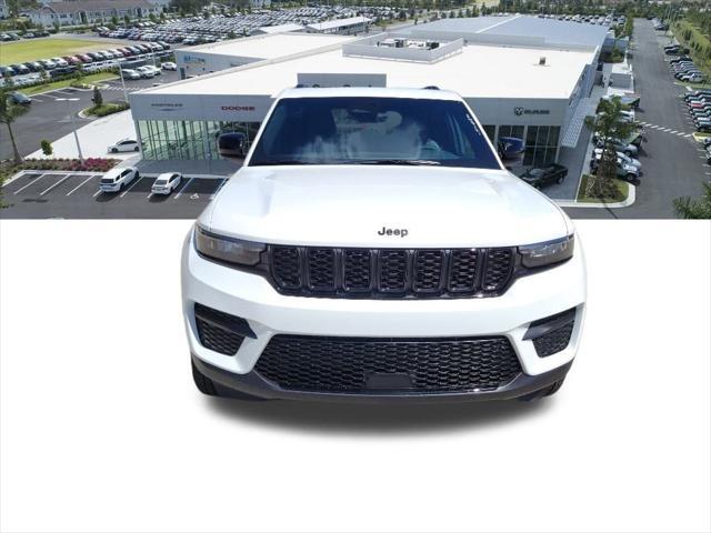 new 2025 Jeep Grand Cherokee car, priced at $40,855