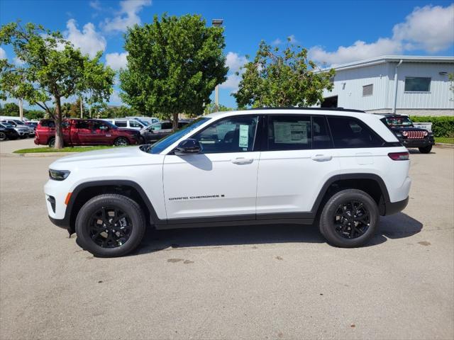 new 2025 Jeep Grand Cherokee car, priced at $43,605