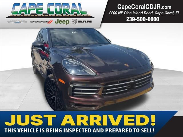 used 2022 Porsche Cayenne E-Hybrid car