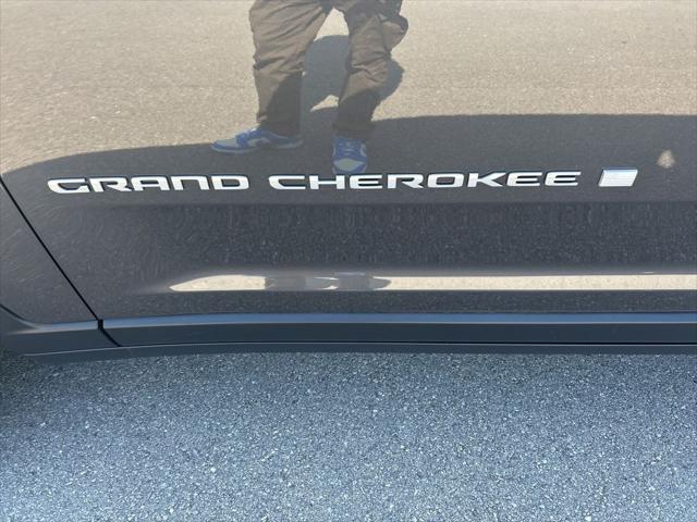 used 2024 Jeep Grand Cherokee L car, priced at $42,987