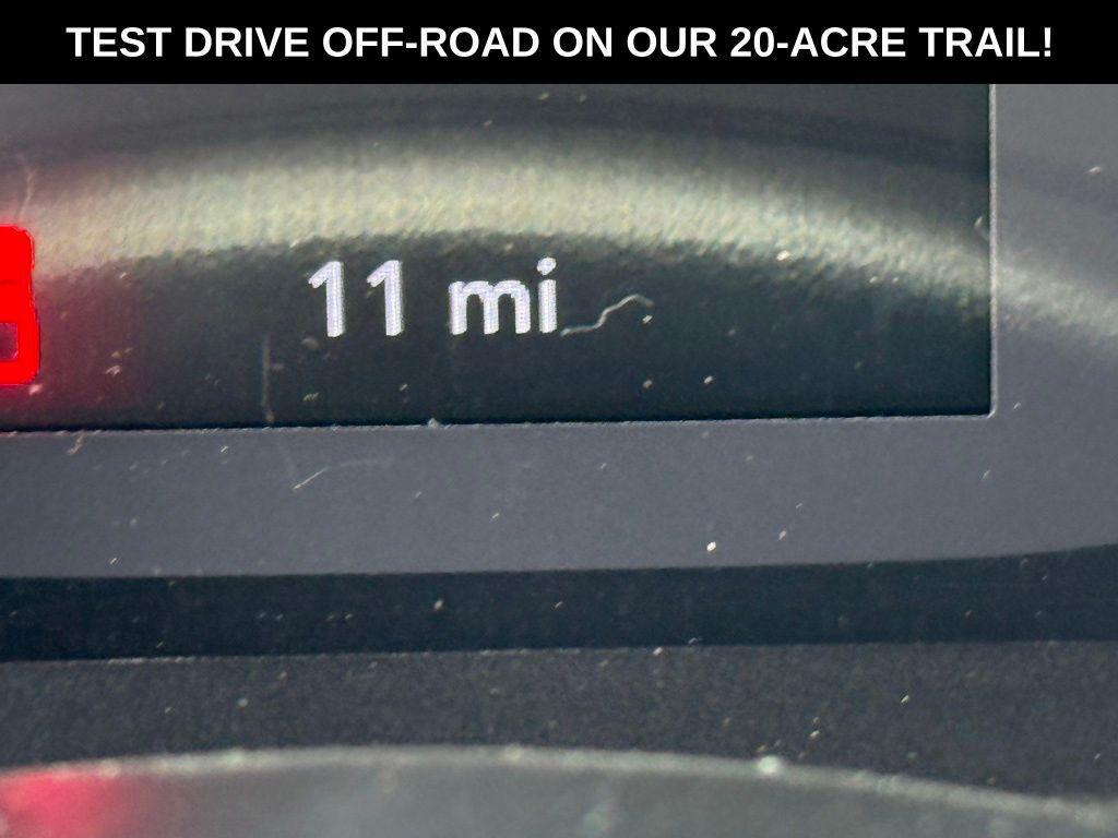 new 2025 Jeep Gladiator car, priced at $35,280