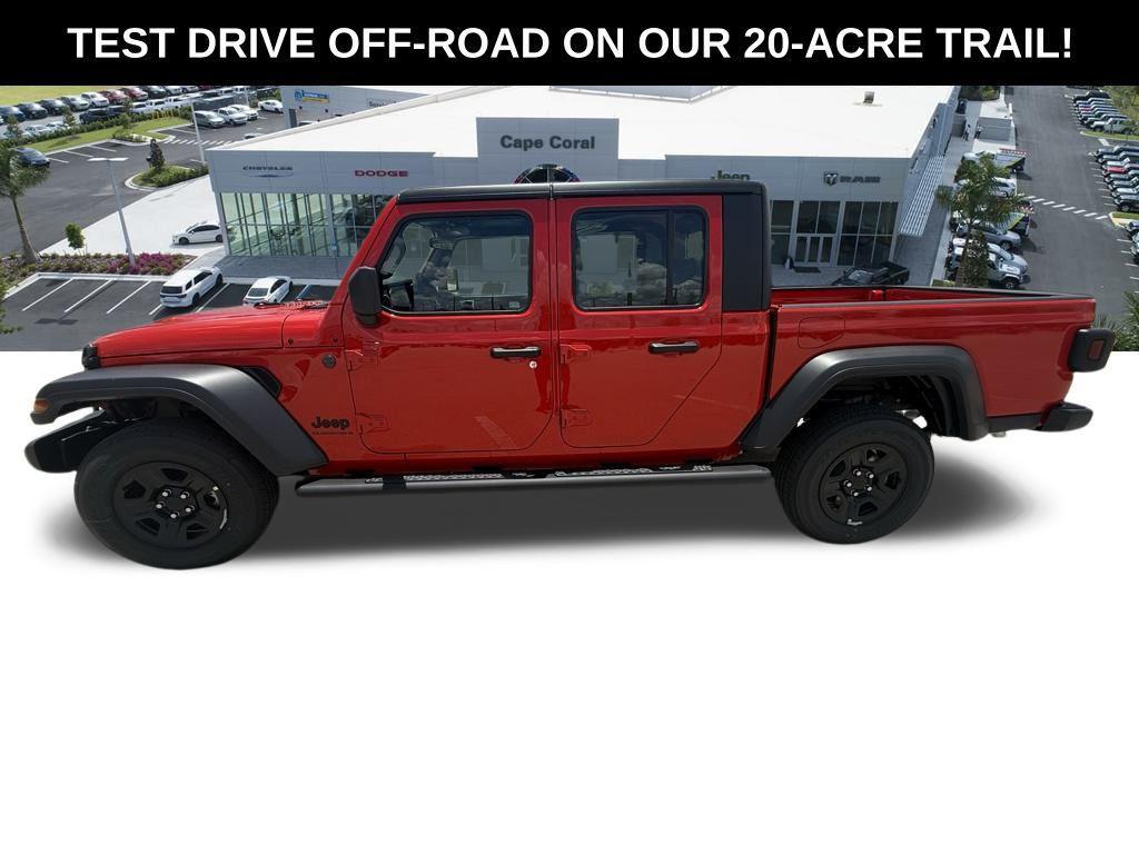 new 2025 Jeep Gladiator car, priced at $35,280