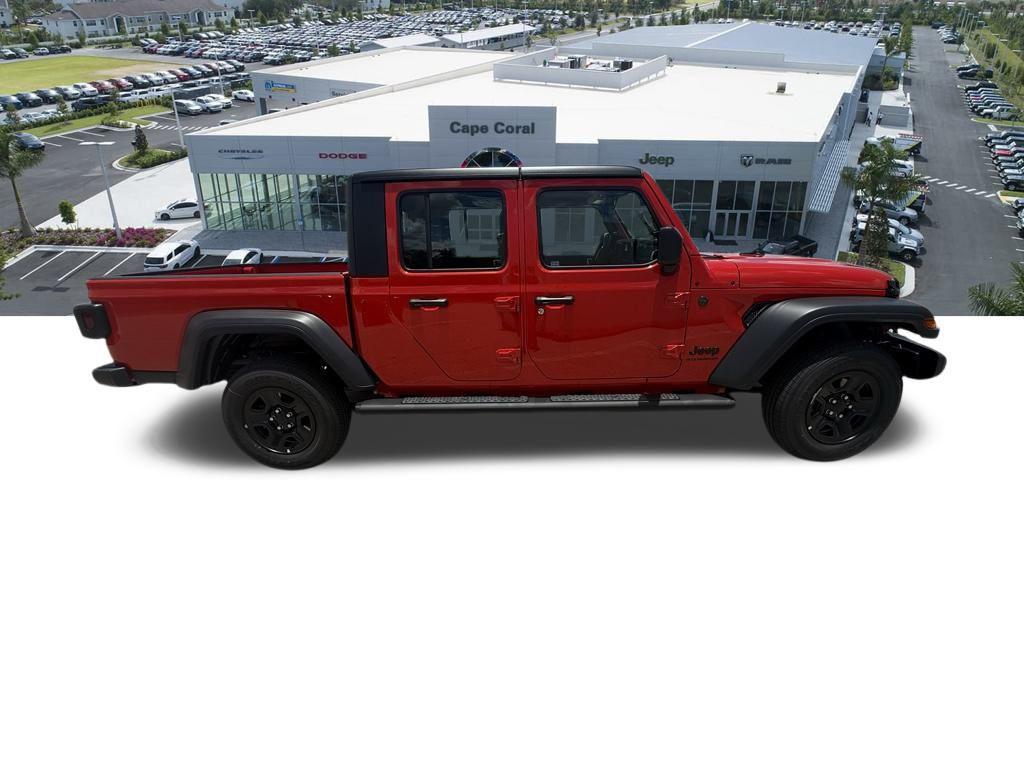 new 2025 Jeep Gladiator car, priced at $35,280