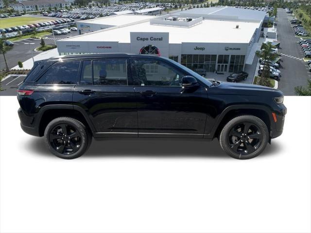 new 2025 Jeep Grand Cherokee car, priced at $43,383