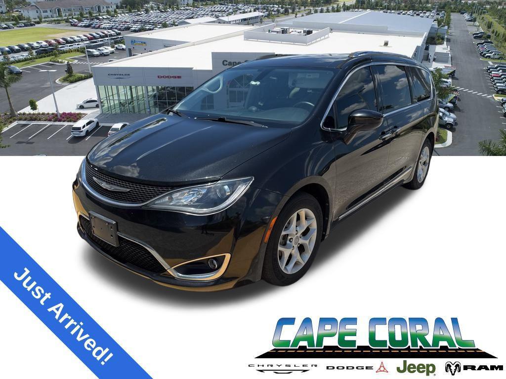 used 2017 Chrysler Pacifica car, priced at $11,780