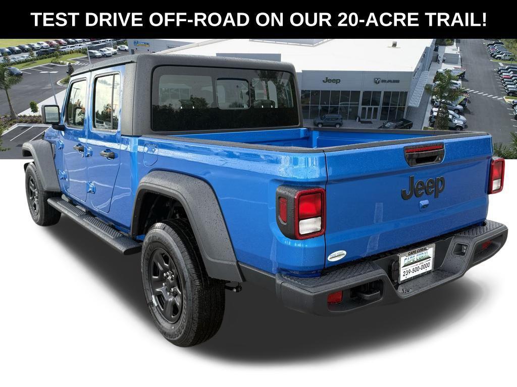 new 2025 Jeep Gladiator car, priced at $37,965