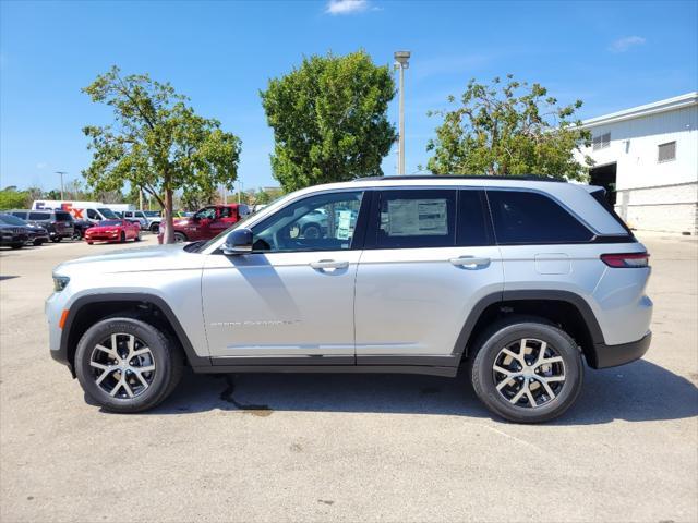 new 2024 Jeep Grand Cherokee car, priced at $40,771