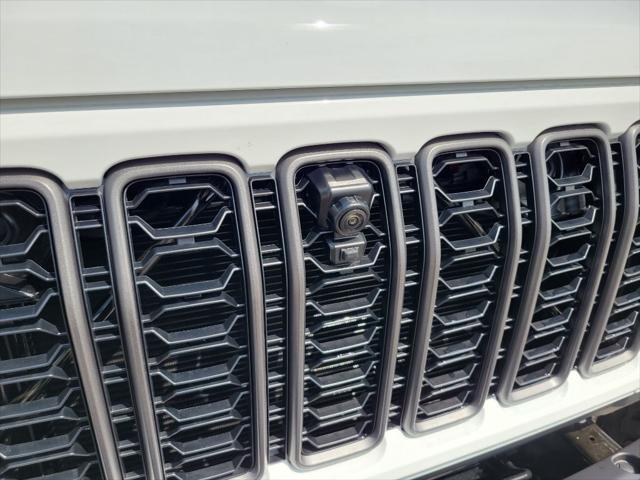 new 2024 Jeep Gladiator car, priced at $51,595