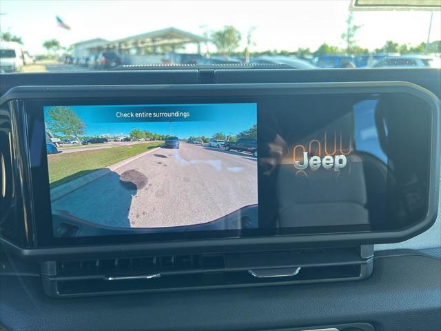 new 2025 Jeep Gladiator car, priced at $39,445