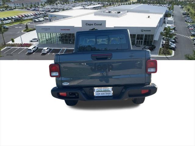 new 2025 Jeep Gladiator car, priced at $39,445