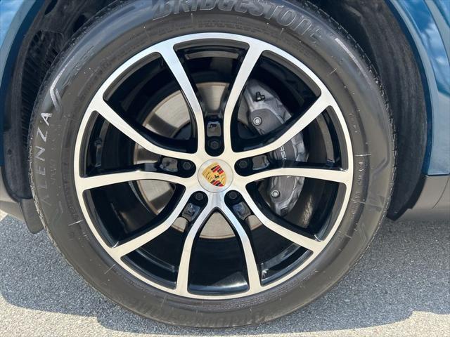 used 2024 Porsche Cayenne car, priced at $87,985