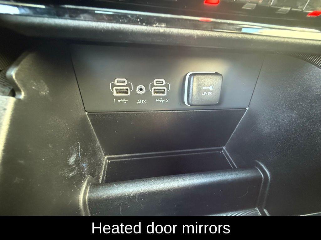 used 2025 Jeep Grand Cherokee car, priced at $33,157