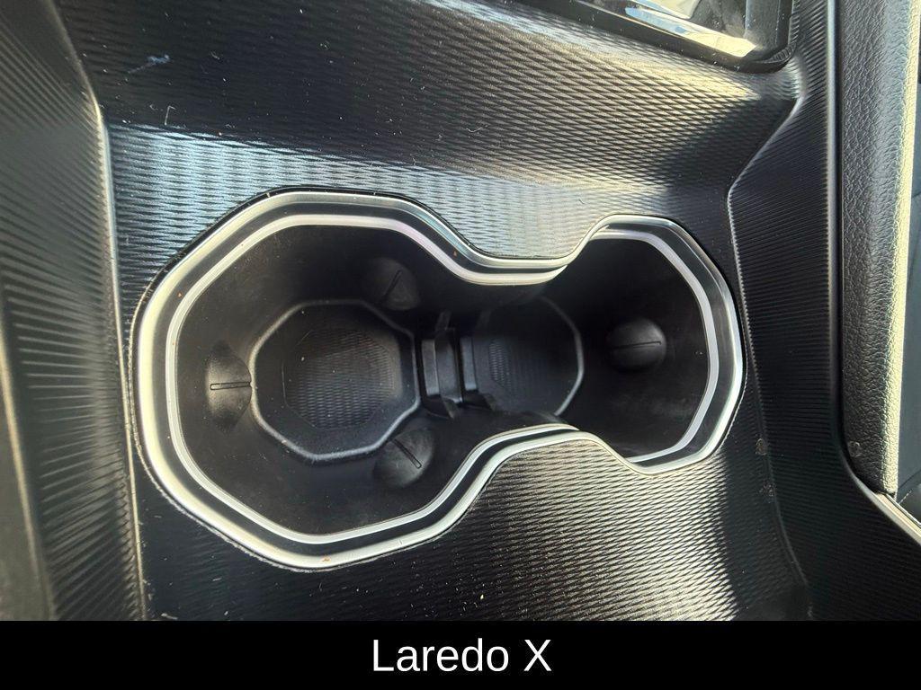 used 2025 Jeep Grand Cherokee car, priced at $33,157